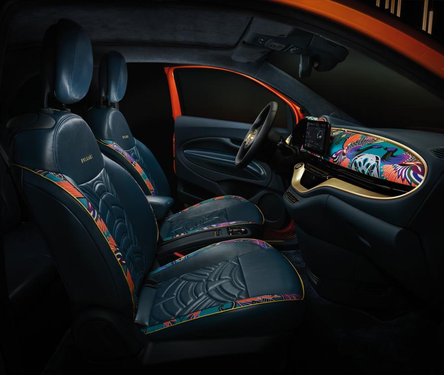 Интерьер Fiat B.500 MAI TROPPO by Bvlgari 2020 года  (фото 3 из 15)